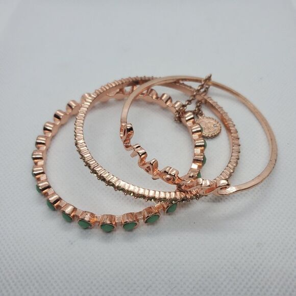 Jessica Simpson Inspire Bangle Bracelet Set - Picture 6 of 6